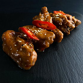 Крила гострі / Люкс кафе / замовити їжу