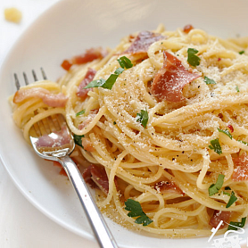 Замовити пасту Карбонара / доставка Винники / Люкс кафе /